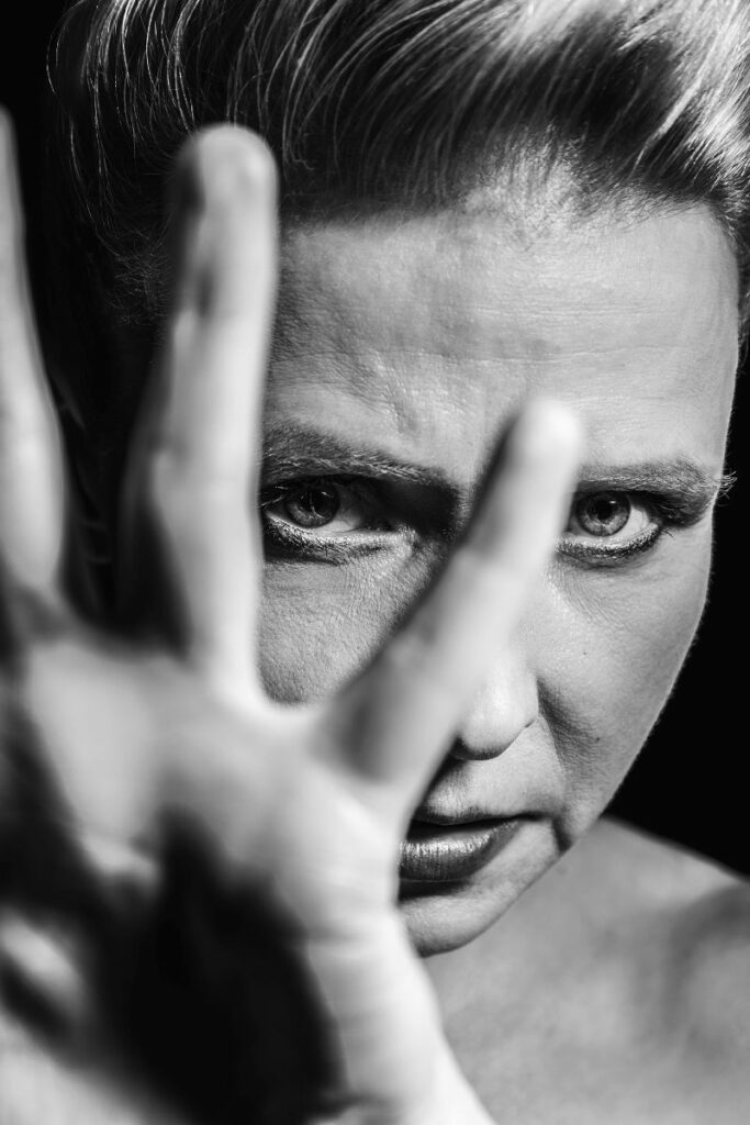 Ann Sophie Archer - Phèdre - Photo P Matsas